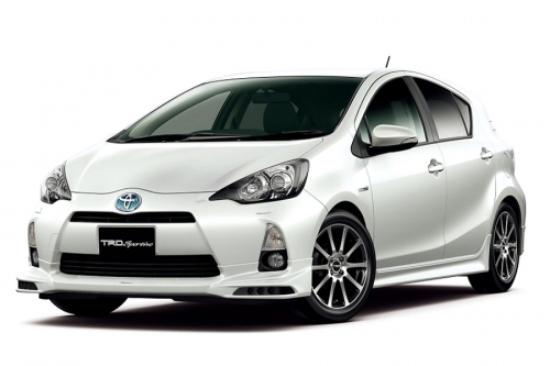 2D коврики EVA в салон  на Toyota Aqua I, правый руль (2011-2014)